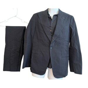 Luke Kirby as Bell Prescott in Panhandle TV Seersucker Suit Funeral Scene COA